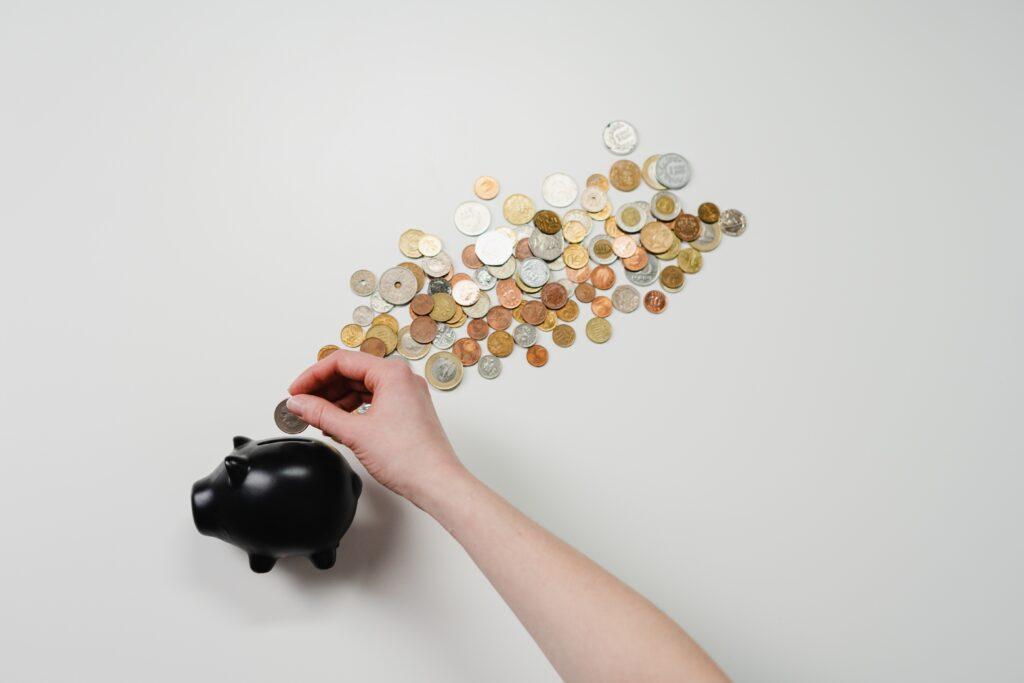 piggy bank savings increasing